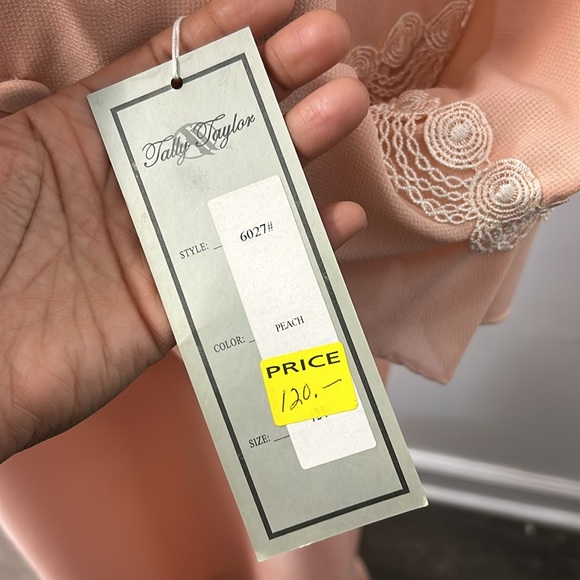 2 PC Dress Set - Picture 4 of 4